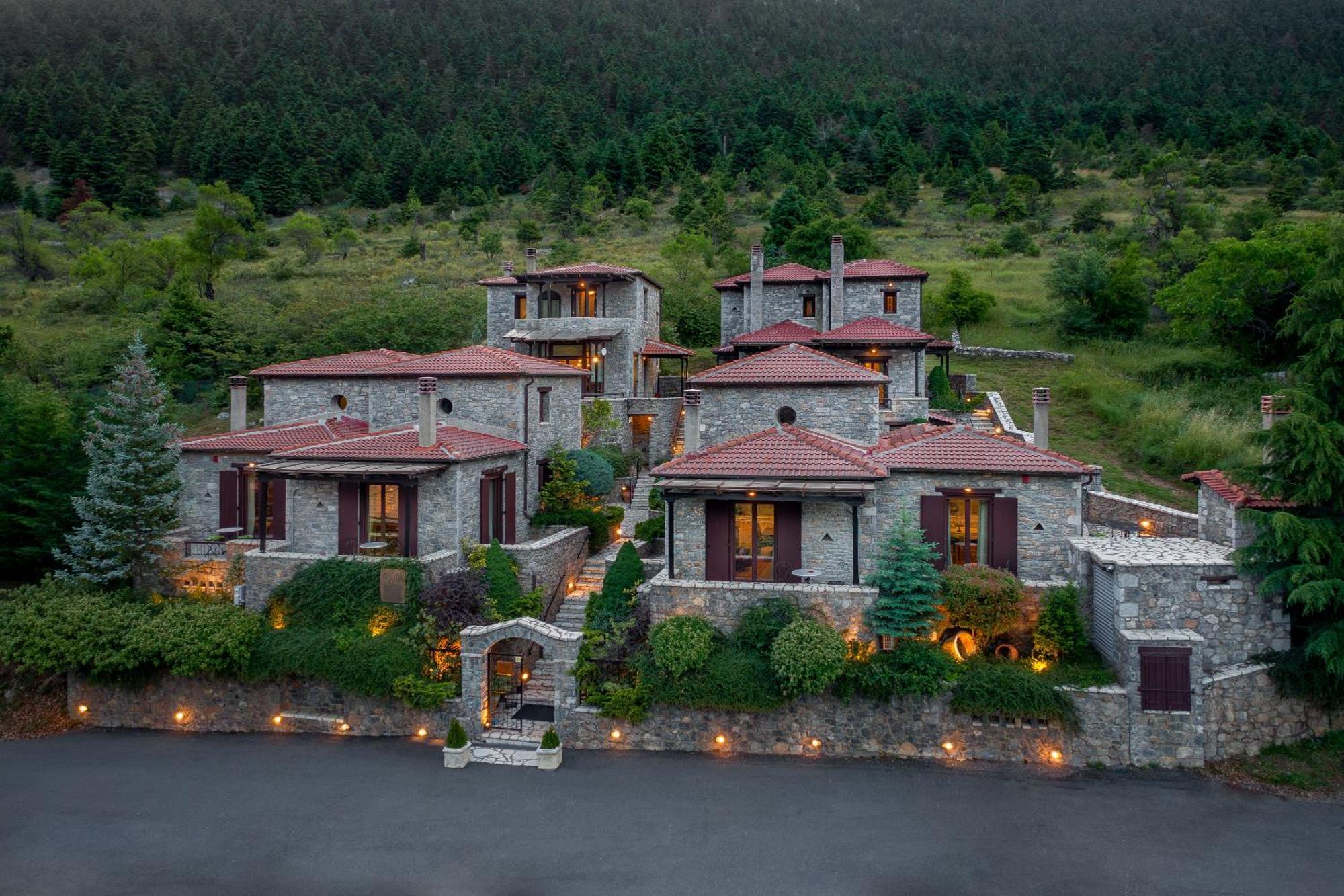 Ostra Menalon Luxury Suites Kardaras Exterior photo